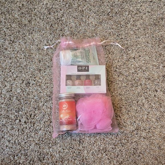 OPI Other - Spa gift bundle new